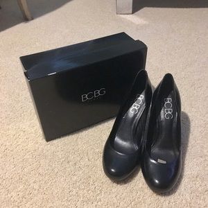 BCBG Round Toe Pumps